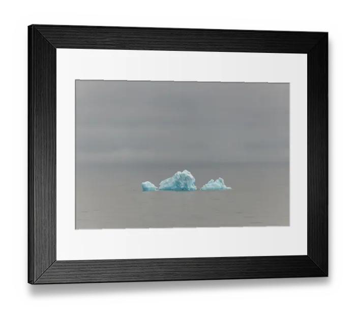 Framed Print : Small iceberg off the coast of Nordaustlandet Framed Print : Small iceberg off the coast of Nordaustlandet