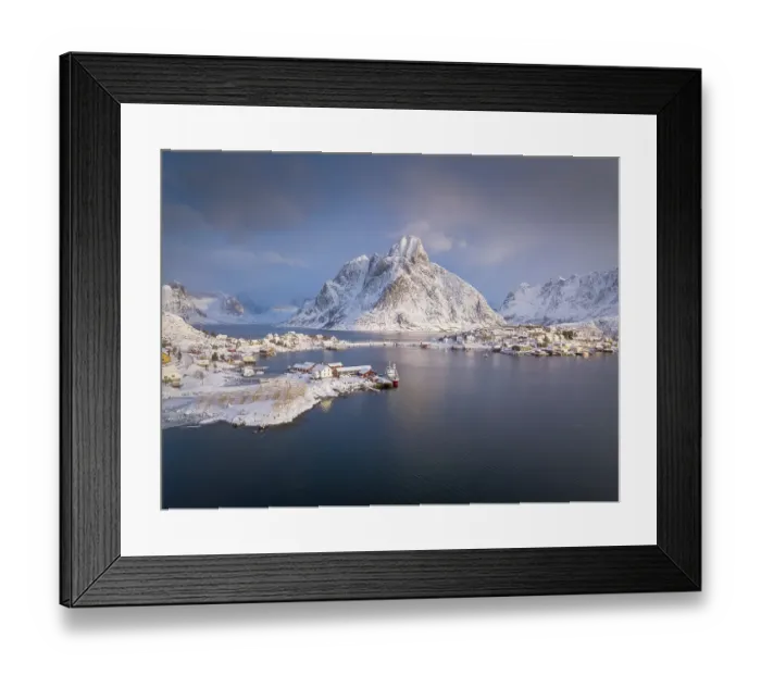 Framed Print : Fishing village Reine in winter at dawn Framed Print : Fishing village Reine in winter at dawn