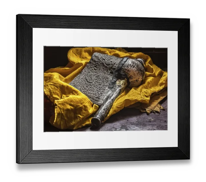Framed Print : Dung-Dkar (trumpet made of conch shell) Framed Print : Dung-Dkar (trumpet made of conch shell)
