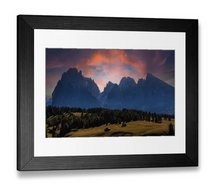 Framed Print : The peaks of the Sassolungo group in the sunset Framed Print : The peaks of the Sassolungo group in the sunset