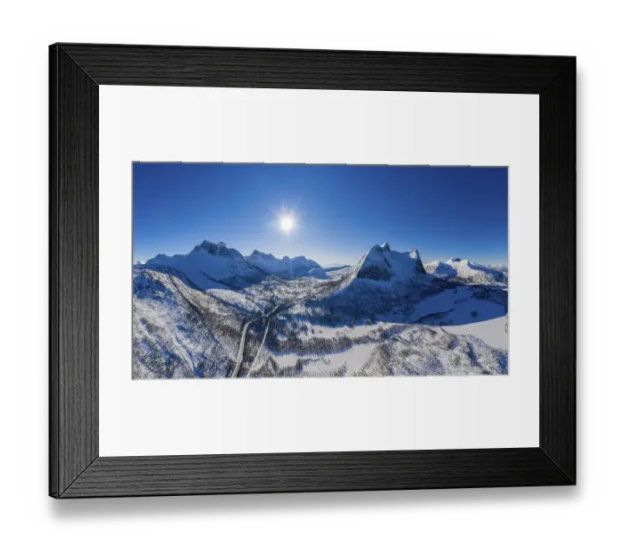 Framed Print : View to Huglhornet and Stortinden at the Efjord Framed Print : View to Huglhornet and Stortinden at the Efjord