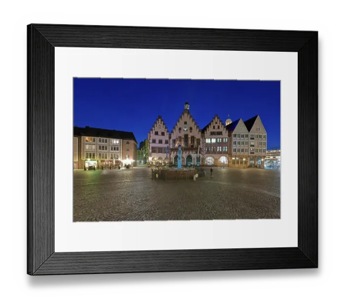 Framed Print : Roemerberg square, Roemer building