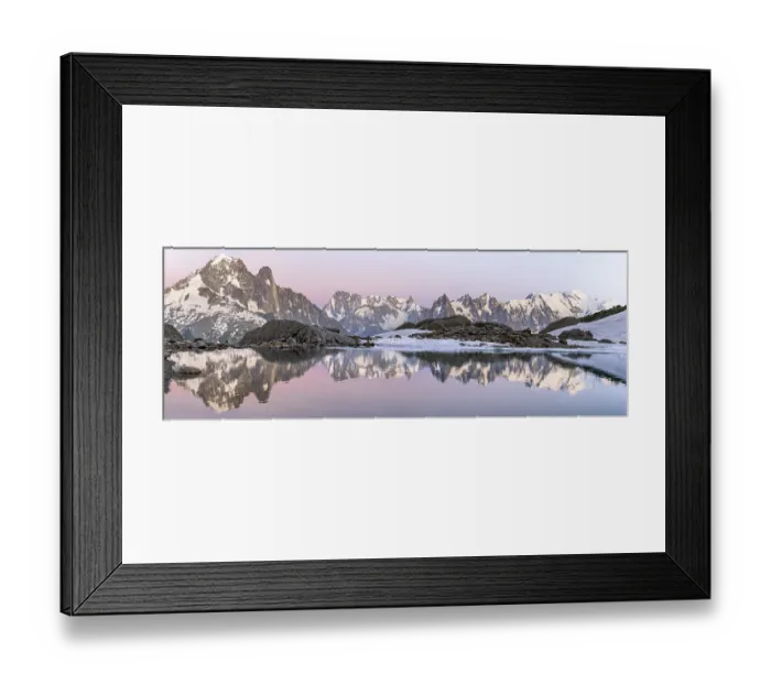 Framed Print : Evening mood with pink evening sky Framed Print : Evening mood with pink evening sky