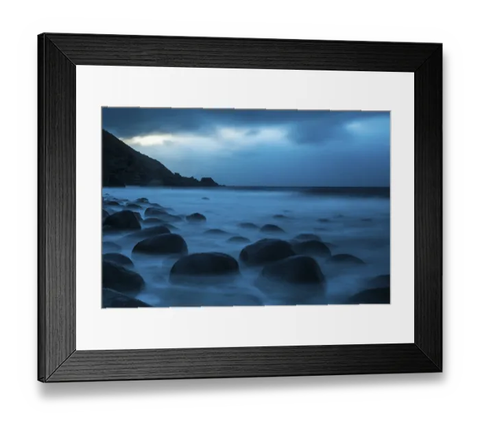 Framed Print : Round stones on the beach of Utakleiv Framed Print : Round stones on the beach of Utakleiv