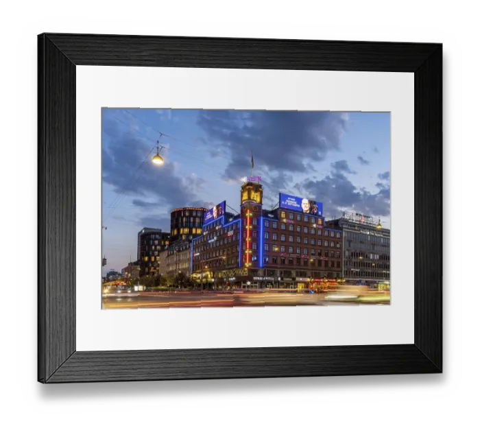 Framed Print : Traffic on H.C. Andersens Boulevard at dusk