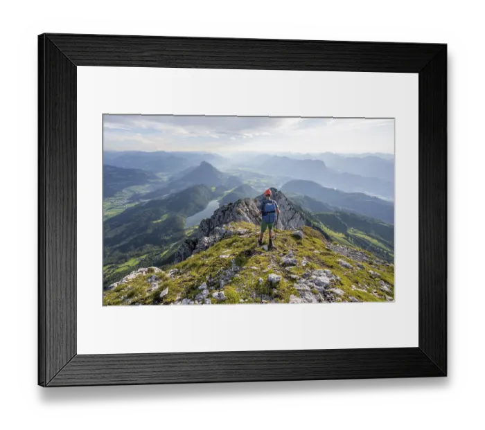 Framed Print : Mountaineers at the summit of the Scheffauer Framed Print : Mountaineers at the summit of the Scheffauer