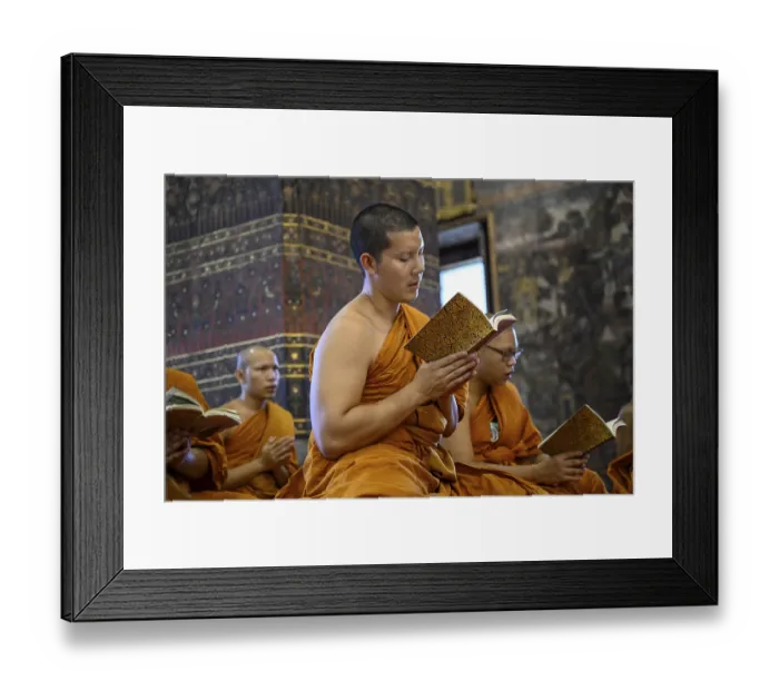Framed Print : Buddhist monks at prayer, Wat Pho Framed Print : Buddhist monks at prayer, Wat Pho