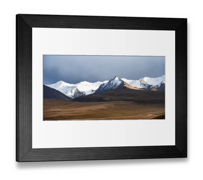 Framed Print : Glaciated and snow-capped mountains Framed Print : Glaciated and snow-capped mountains