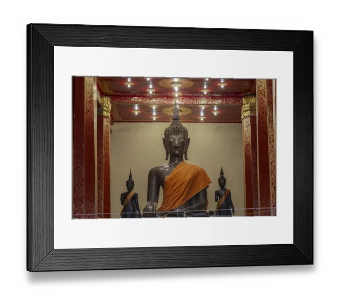 Framed Print : Buddha statue, Bhumispara-mudra