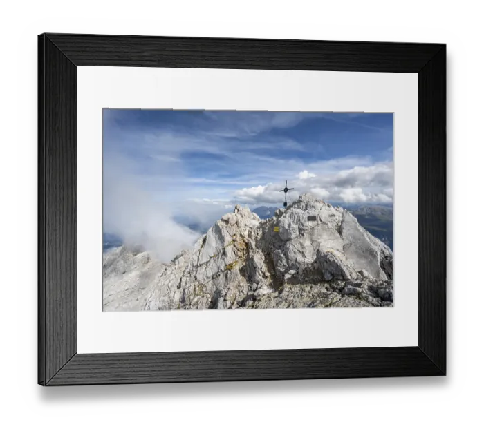 Framed Print : Rocky summit of the Watzmann Mittelspitze with summit cross Framed Print : Rocky summit of the Watzmann Mittelspitze with summit cross