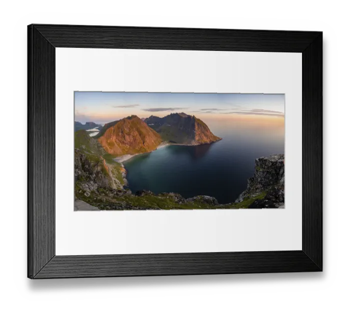 Framed Print : Dusk, view from the summit to Kvalvika beach and sea