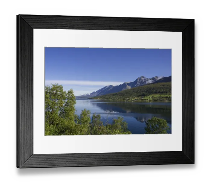 Framed Print : Skjabergbukta bay, Lakselvbukta