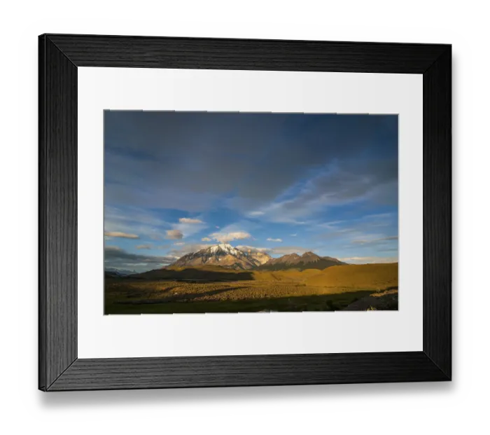 Framed Print : Landscape with mountains in the morning light Framed Print : Landscape with mountains in the morning light