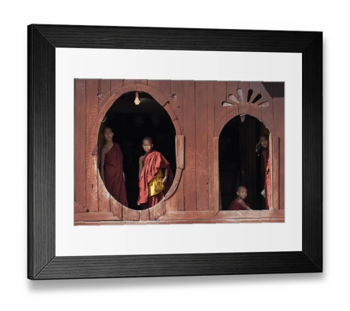 Framed Print : Novice monks in the Shwe Yaunghwe Kyaung Monastery