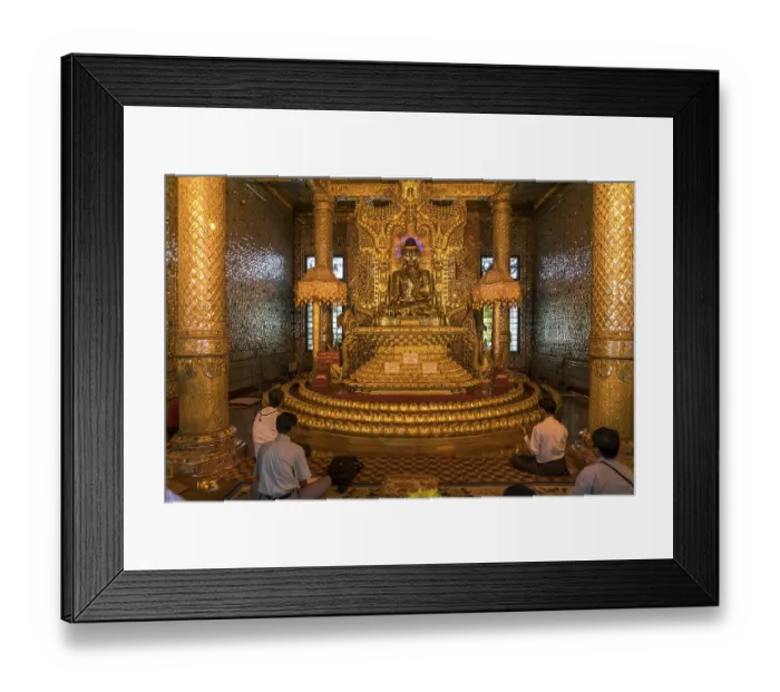 Framed Print : Buddha statue in the Botataung Pagoda Framed Print : Buddha statue in the Botataung Pagoda