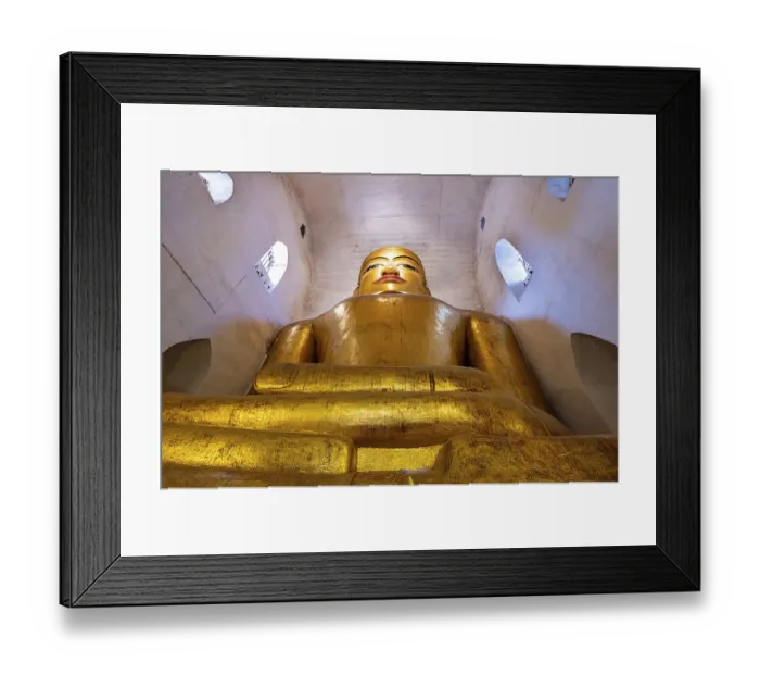 Framed Print : Sitting buddha in the Manuha temple