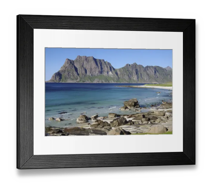 Framed Print : Wide beach with clear blue water and rocks Framed Print : Wide beach with clear blue water and rocks