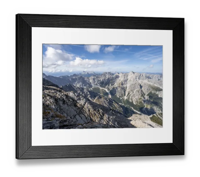 Framed Print : View of Wimbachgries valley and mountain panorama with rocky mountain peak of Hochkalter