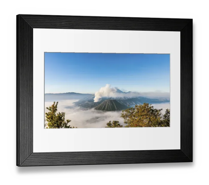 Framed Print : Smoking Mount Bromo, volcano, Mount Batok Framed Print : Smoking Mount Bromo, volcano, Mount Batok