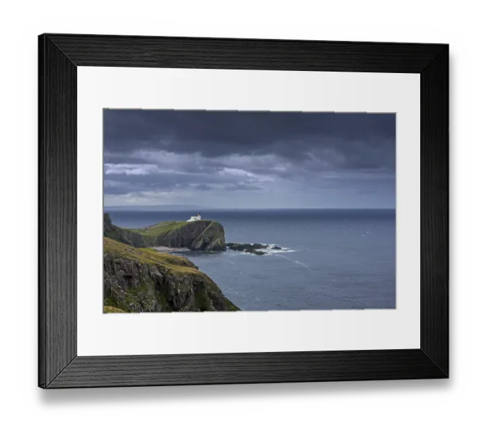 Framed Print : Sturgeon Head Lighthouse at the Point of Sturgeon in Sutherland