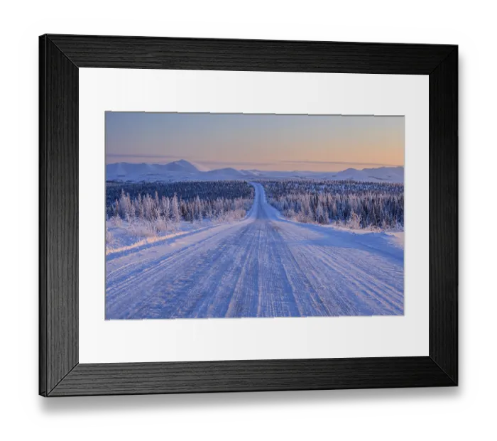 Framed Print : Snow-covered gravel road, highway Framed Print : Snow-covered gravel road, highway