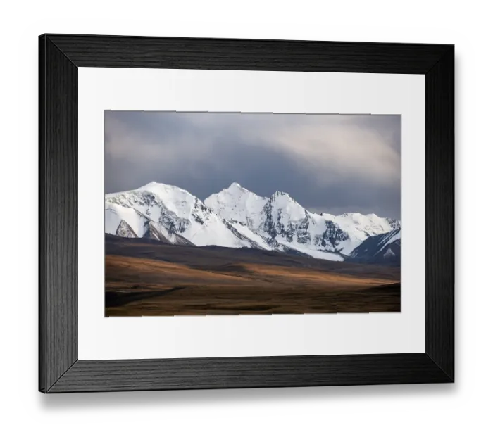 Framed Print : Glaciated and snow-capped mountains Framed Print : Glaciated and snow-capped mountains