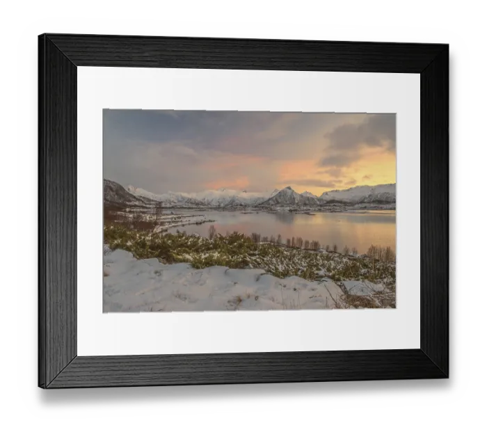 Framed Print : Mountains at Sunnlandsfjorden, Austvagoy Framed Print : Mountains at Sunnlandsfjorden, Austvagoy