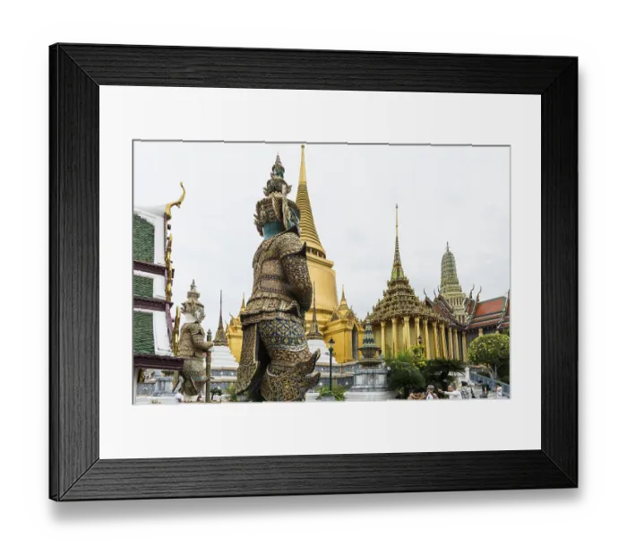 Framed Print : Wat Phra Kaeo temple, old royal palace Framed Print : Wat Phra Kaeo temple, old royal palace