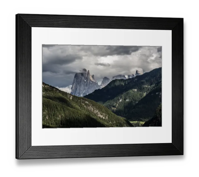 Framed Print : Geislerspitzen, Villnoess Valley Framed Print : Geislerspitzen, Villnoess Valley