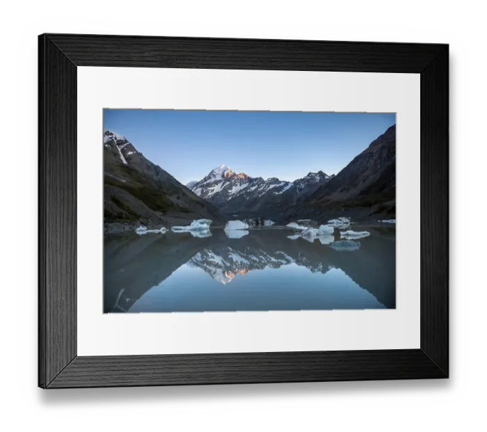 Framed Print : Mount Cook in morning light, sunrise
