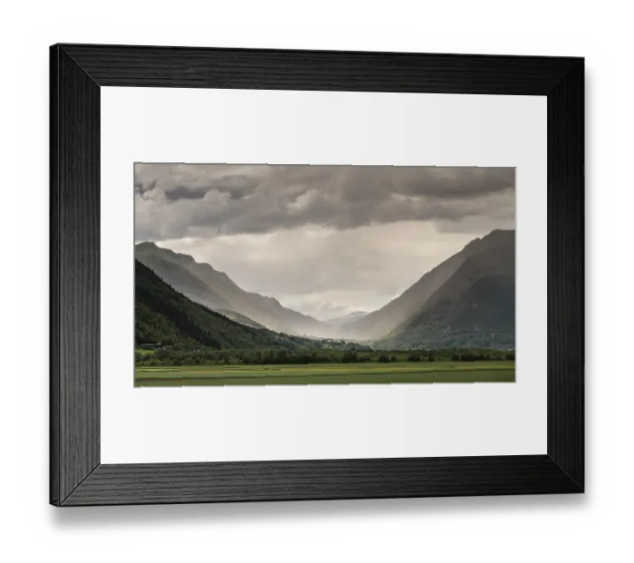 Framed Print : Impressive mountain landscape with dramatic sky Framed Print : Impressive mountain landscape with dramatic sky