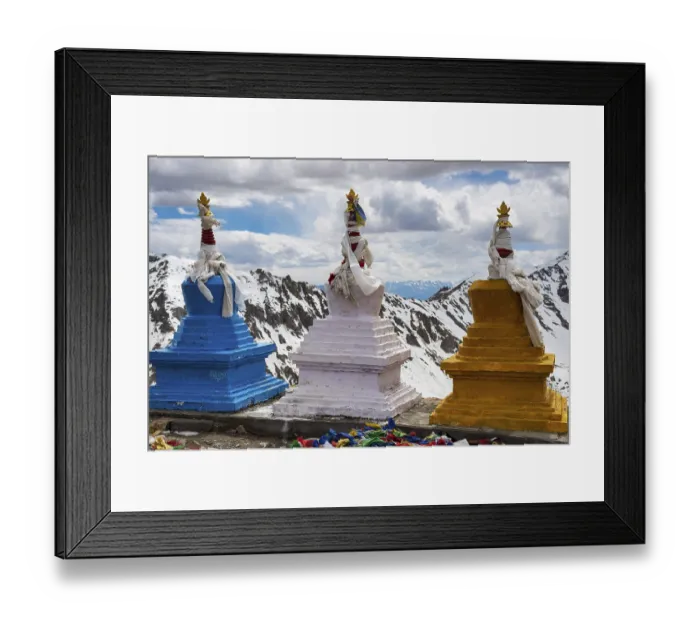 Framed Print : Choerten group on the Khardong Pass Framed Print : Choerten group on the Khardong Pass