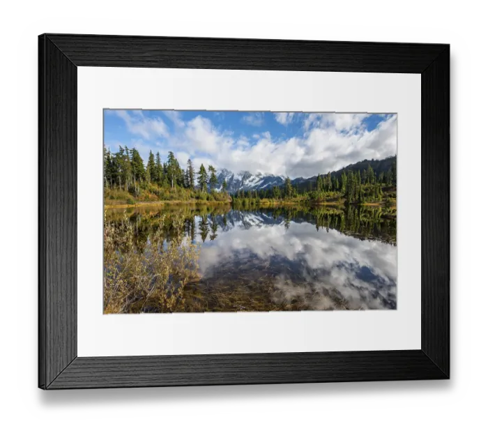 Framed Print : Mt. Shuksan glacier with snow reflecting in Picture Lake Framed Print : Mt. Shuksan glacier with snow reflecting in Picture Lake