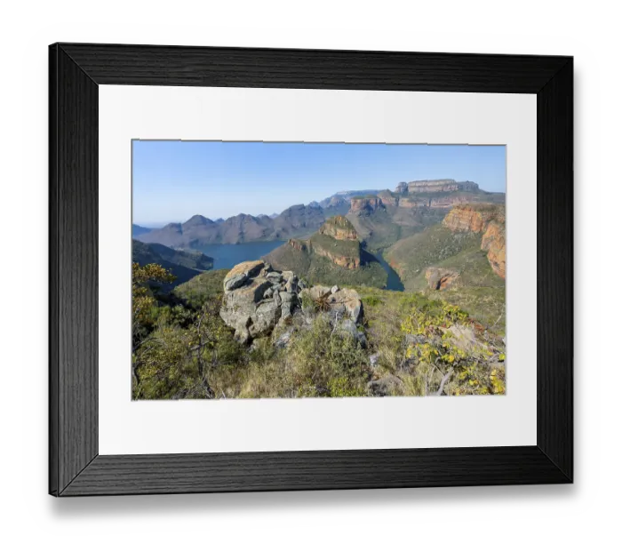 Framed Print : River bend at the Blyde River Canyon with Three Rondawels peak Framed Print : River bend at the Blyde River Canyon with Three Rondawels peak