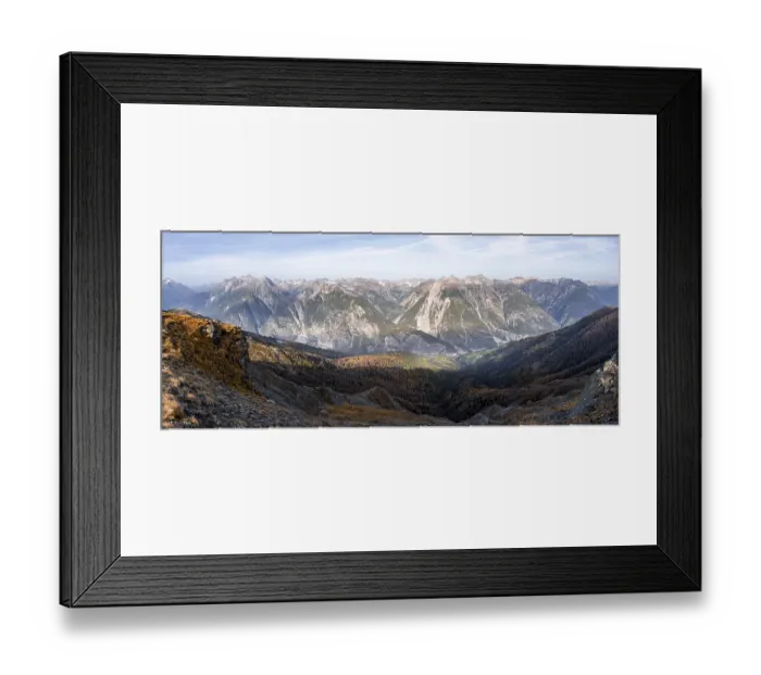 Framed Print : View from the ridge of the Venet to the mountain panorama of the Parzinn Group of the Lechtal Alps