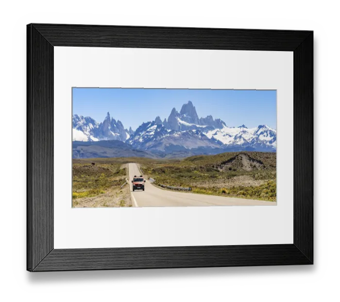 Framed Print : 4x4 Campervan, Fitz Roy, El Chalten Framed Print : 4x4 Campervan, Fitz Roy, El Chalten