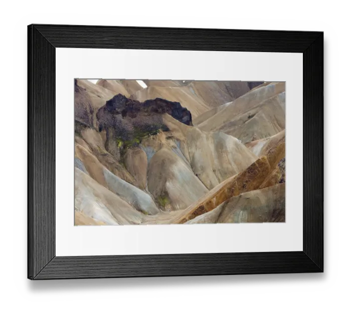 Framed Print : Coloured Rhyolite Mountains, Landmannalaugar