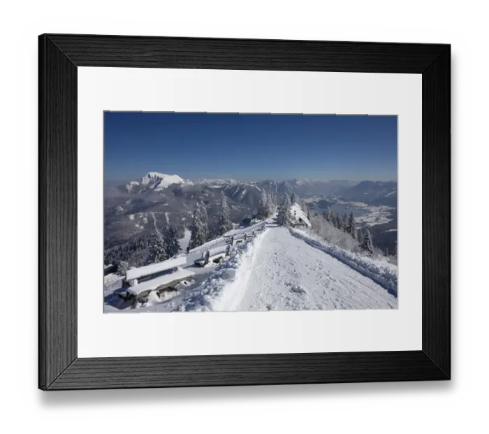Framed Print : Deeply snow-covered Wamnderweg on the Zwoelferhorn