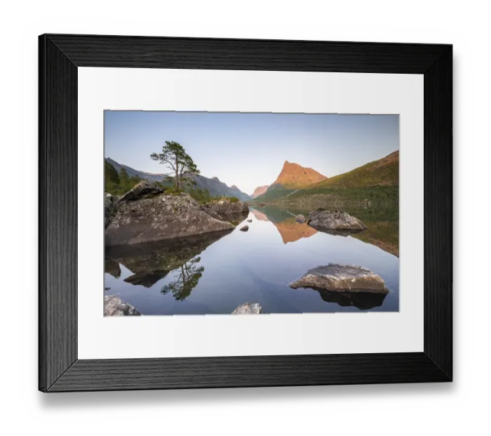 Framed Print : Innerdalsvatna Lake, Innerdalen High Valley