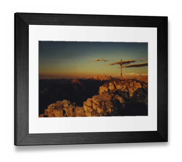 Framed Print : Thaneller summit at sunset in the Lechtal valley in Tyrol with a wonderful view of the surrounding mountains