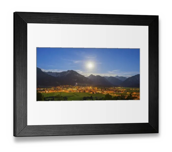 Framed Print : Oberstdorf at night and full moon
