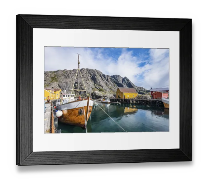 Framed Print : Harbour with fishing boat, Rorbu cabins