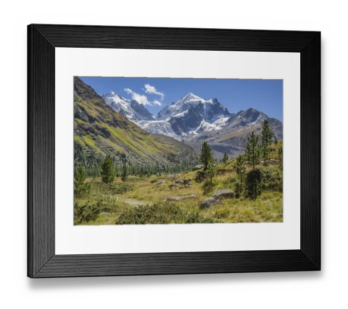 Framed Print : Roseg Valley, Val Roseg with Piz Roseg Framed Print : Roseg Valley, Val Roseg with Piz Roseg