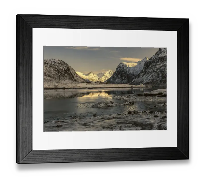 Framed Print : Bo near Flakstad, Flakstadpollen Framed Print : Bo near Flakstad, Flakstadpollen
