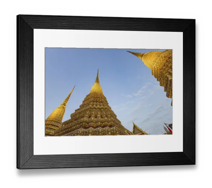 Framed Print : Wat Pho temple at sunset. Bangkok's oldest Buddhist monastery near the Grand Palace
