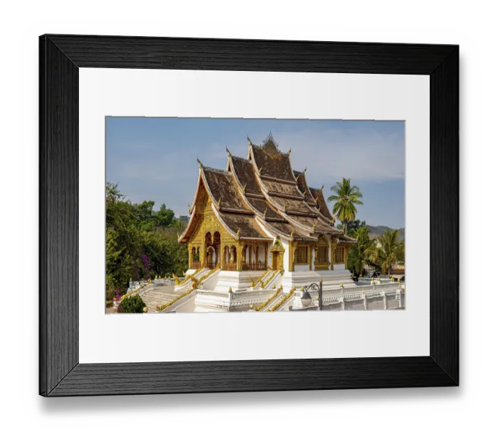 Framed Print : Wat Ho Pha Bang pavilion, Royal Palace