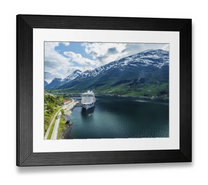 Framed Print : Cruise ship, IONA PandO CRUISES Framed Print : Cruise ship, IONA PandO CRUISES