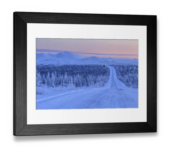 Framed Print : Snow-covered gravel road, highway Framed Print : Snow-covered gravel road, highway