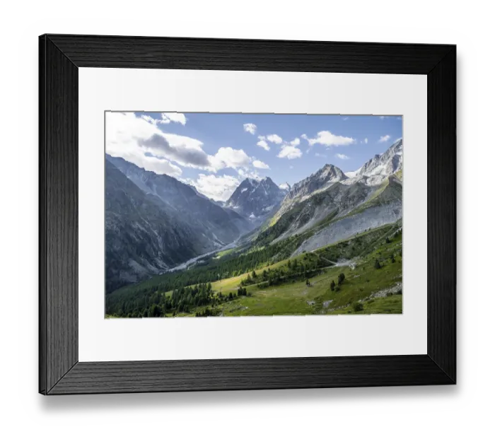 Framed Print : Picturesque mountain landscape Framed Print : Picturesque mountain landscape