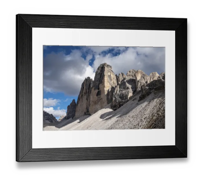 Framed Print : View of the iconic Drei Zinnen mountains in the South Tirolese Dolomite alps